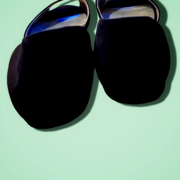 BONGO Black Rhinestone flats with open toe. Size 9.5 US. - Picture 5 of 6